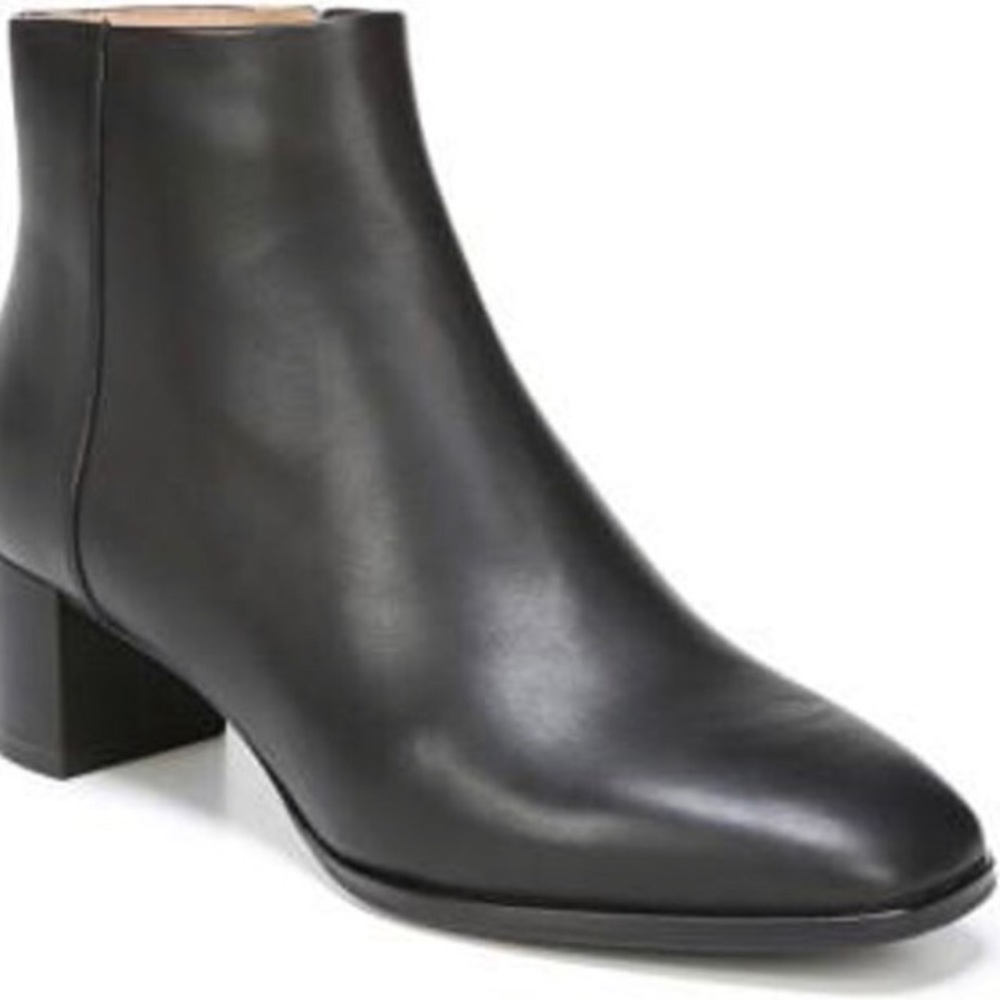 NWT | Via Spiga Vinson Bootie